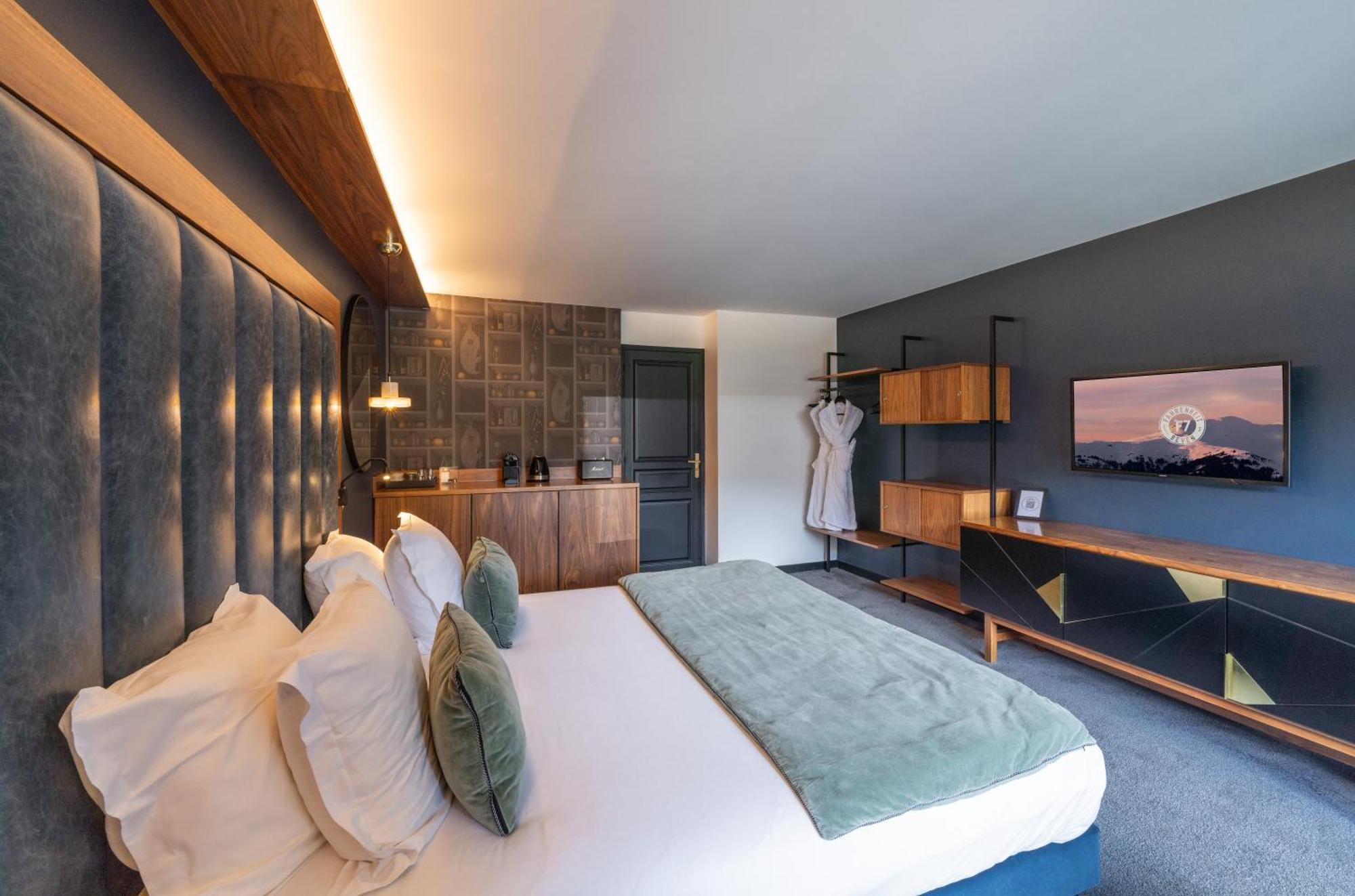Fahrenheit Seven Courchevel Hotell Exteriör bild