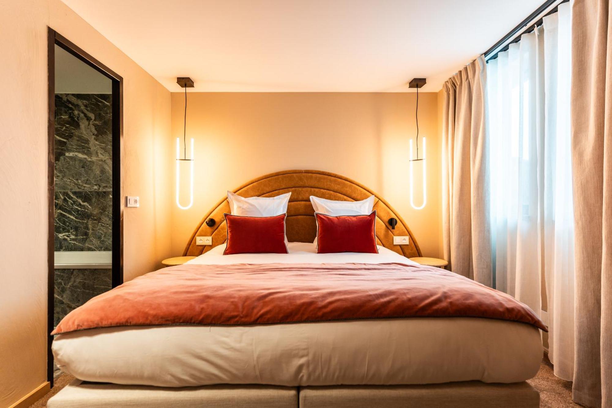 Fahrenheit Seven Courchevel Hotell Exteriör bild