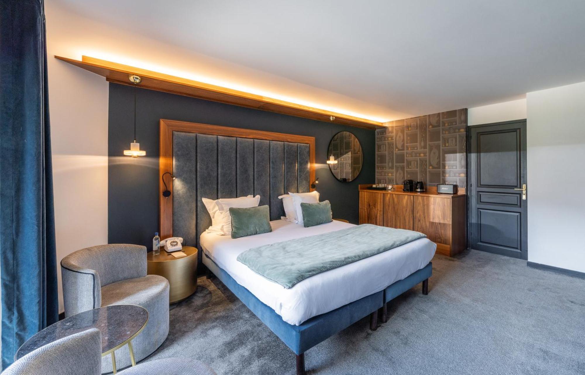 Fahrenheit Seven Courchevel Hotell Exteriör bild
